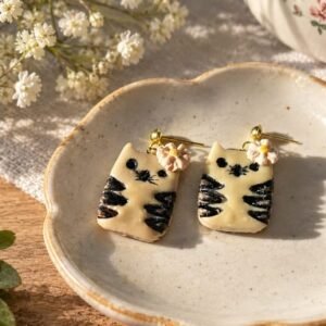 Kitten (light brown)